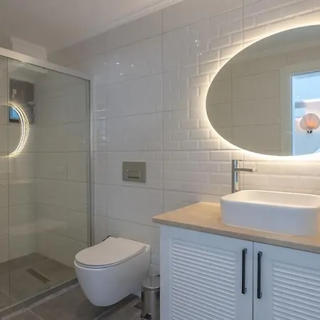 Charming 3bed W/ Pool, Very Close To Centre Villa *