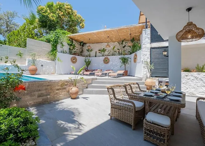 Charming 3bed W/ Pool, Very Close To Centre Kas